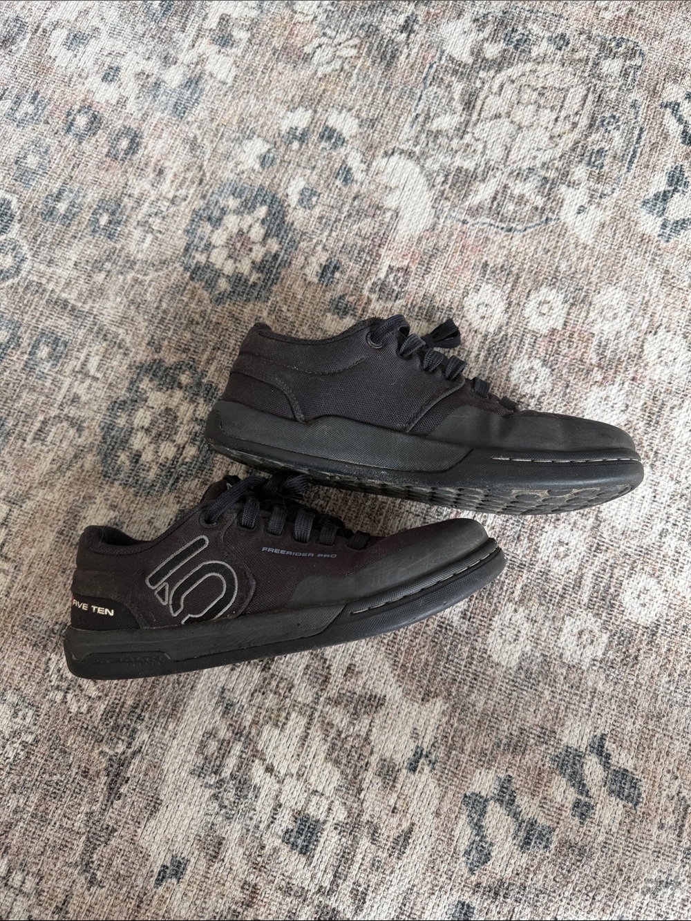 Black Freerider Pro Five Ten